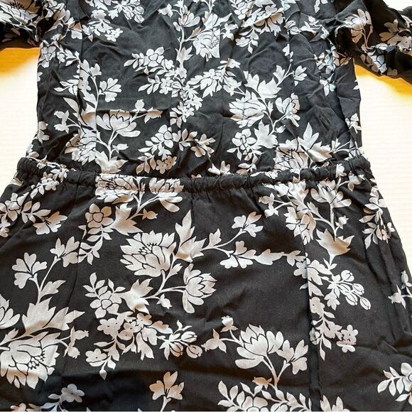 Gap dress/tunic top V neck Small black and gray floral - Picture 7 of 8